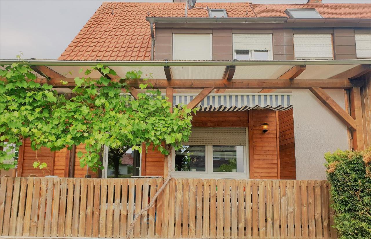 Familienfreundliches Ferienhaus Amara Mit Garten Und Terrasse - Friedrichshafen Am Bodensee المظهر الخارجي الصورة